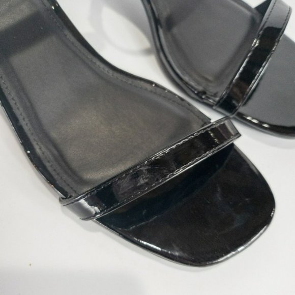 Olivia Miller Out on the Town Block Sandals -8 - Picture 4 of 5